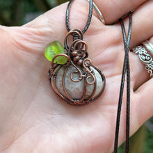 Load image into Gallery viewer, Fossil Pumpkin with Glass Leaf