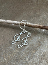 Load image into Gallery viewer, Treble Clef Earrings