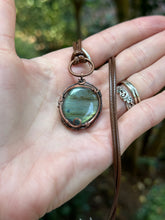 Load image into Gallery viewer, Labradorite Boho Circle Pendant