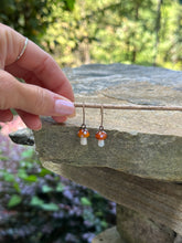 Load image into Gallery viewer, Glass Mushroom Earrings