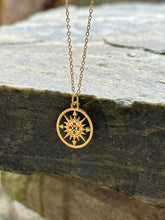 Load image into Gallery viewer, Compass Necklace