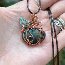 Load image into Gallery viewer, Ocean Agate Pumpkin