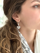 Load image into Gallery viewer, Vintage Heart Earrings