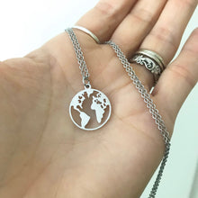 Load image into Gallery viewer, Delicate Globe Necklace