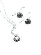Load image into Gallery viewer, Clam Necklace, Clamshell Earrings