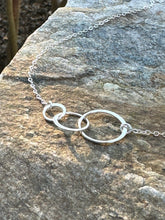 Load image into Gallery viewer, Three Circle Necklace
