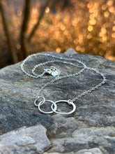 Load image into Gallery viewer, Three Circle Necklace
