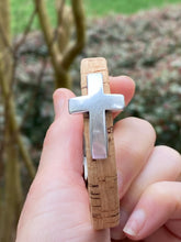 Load image into Gallery viewer, Cork Cross Bracelet