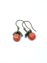 Load image into Gallery viewer, Pumpkin Earrings