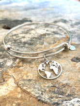 Load image into Gallery viewer, Globe Bangle Bracelet