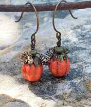 Load image into Gallery viewer, Pumpkin Earrings