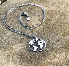 Load image into Gallery viewer, Delicate Globe Necklace
