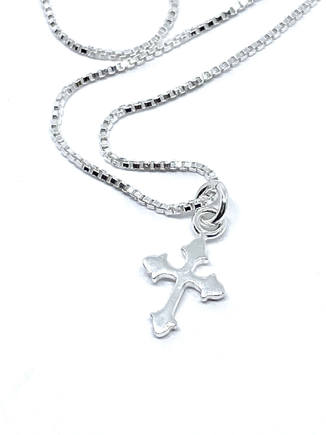 silver cross necklace 