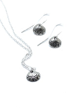 Load image into Gallery viewer, Clam Necklace, Clamshell Earrings
