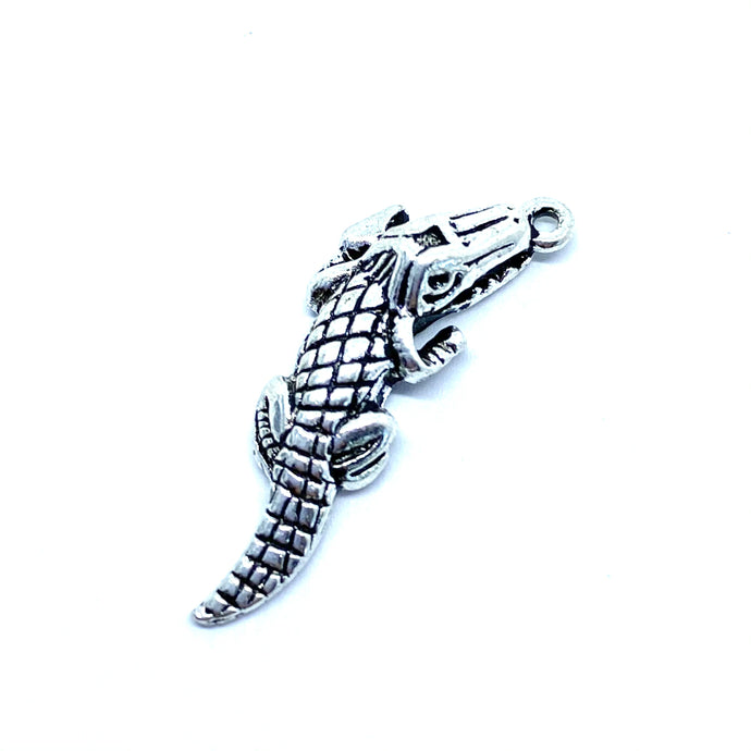 Alligator-Charm-Necklace 